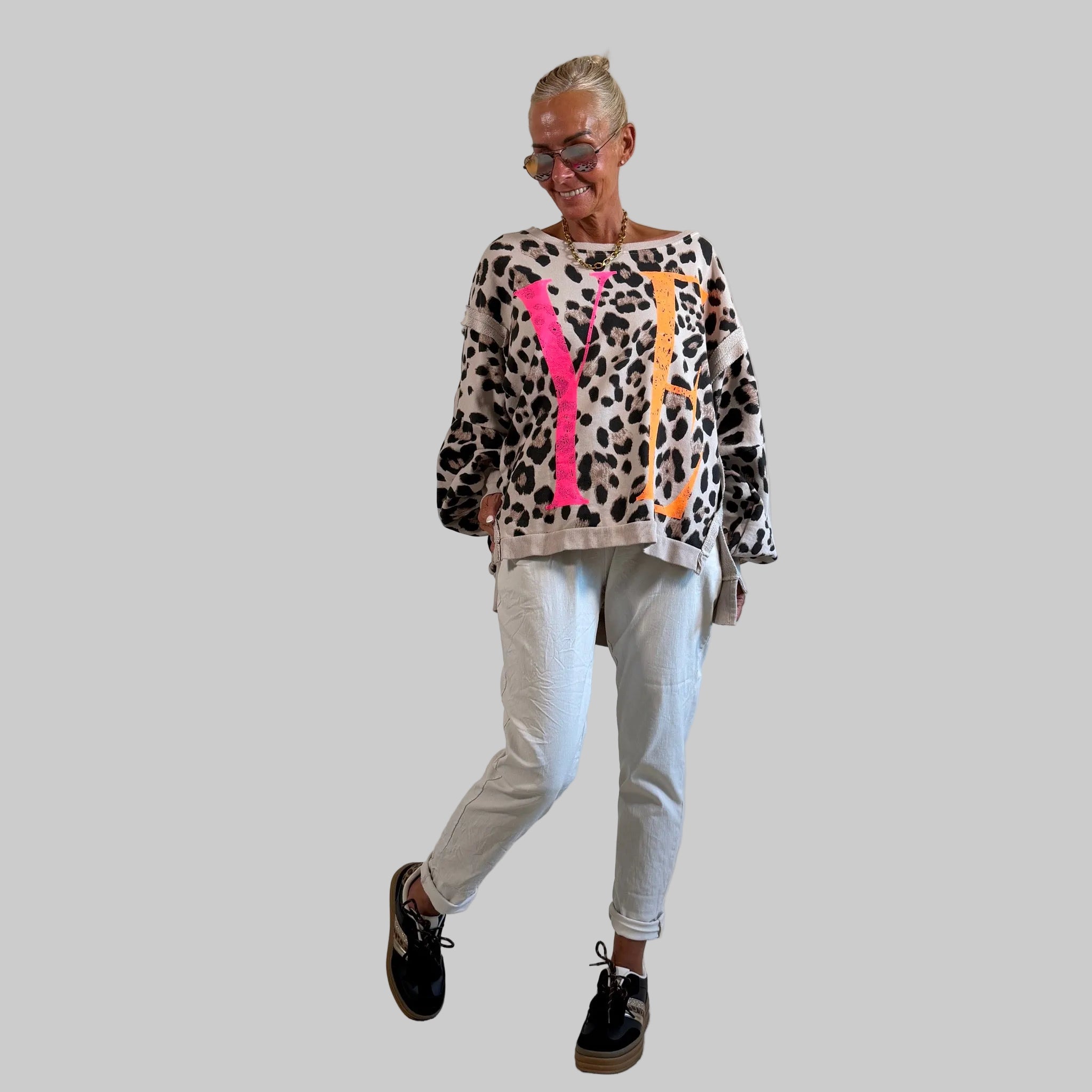 Leo Sweater Oversize "YEAH" - Farbauswahl