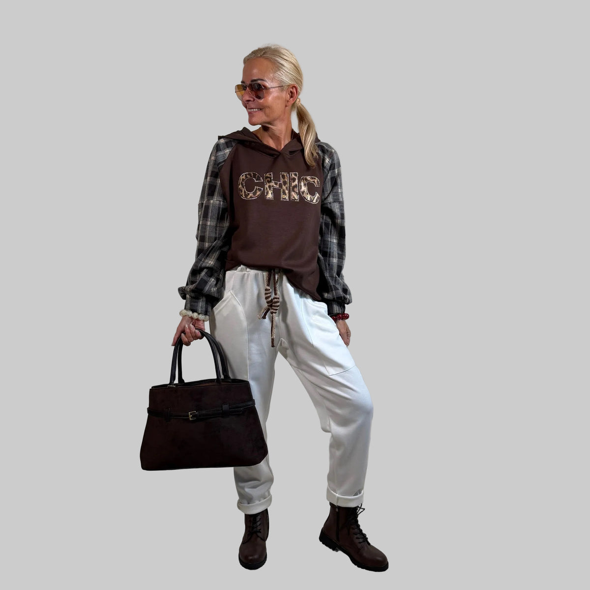 Butterstoff Hoodie mit Hemd-Raffärmeln "Chic"