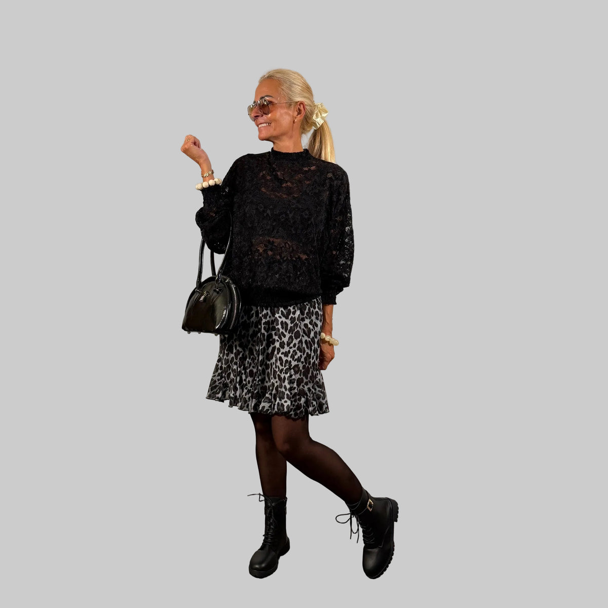 Spitzen Langarmshirt Floral - Farbauswahl